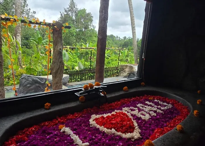 Royal Kemani Unique - Ubud Country Side فيلة Bedulu
